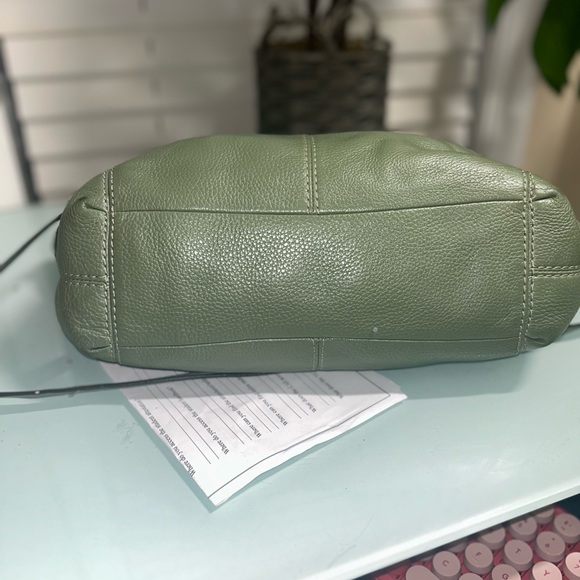 Coach Green Pebble Leather hobo bag Authentic - Picture 5 of 5
